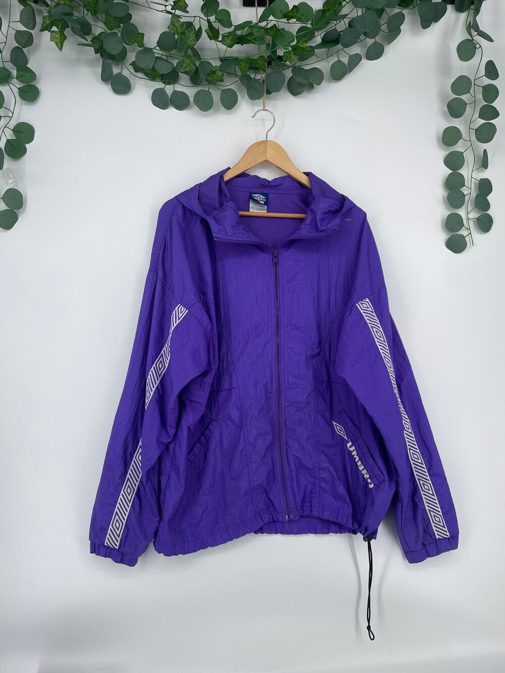 VTG 90's UMBRO Purple Unisex Hooded Zipper Windbreaker Jacket L